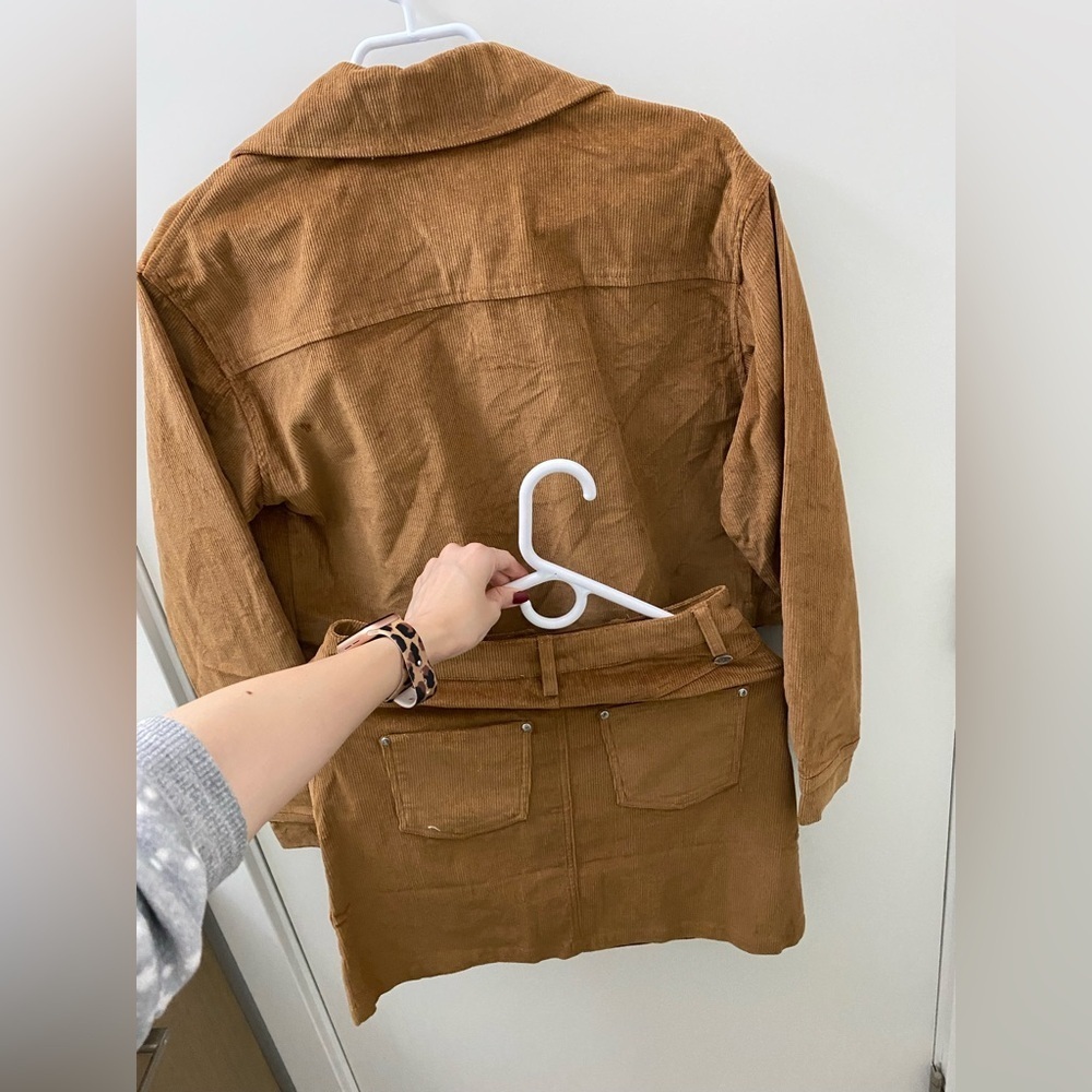 Cute brown jacket & skirt corduroy set NWT - Picture 6 of 6